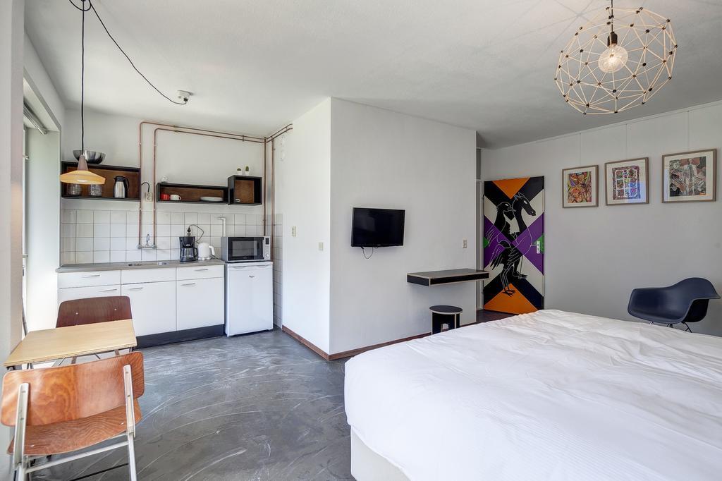 Bed And Breakfast Zuid Oost Heesterveld / Bnb Zoh Amsterdam Room photo